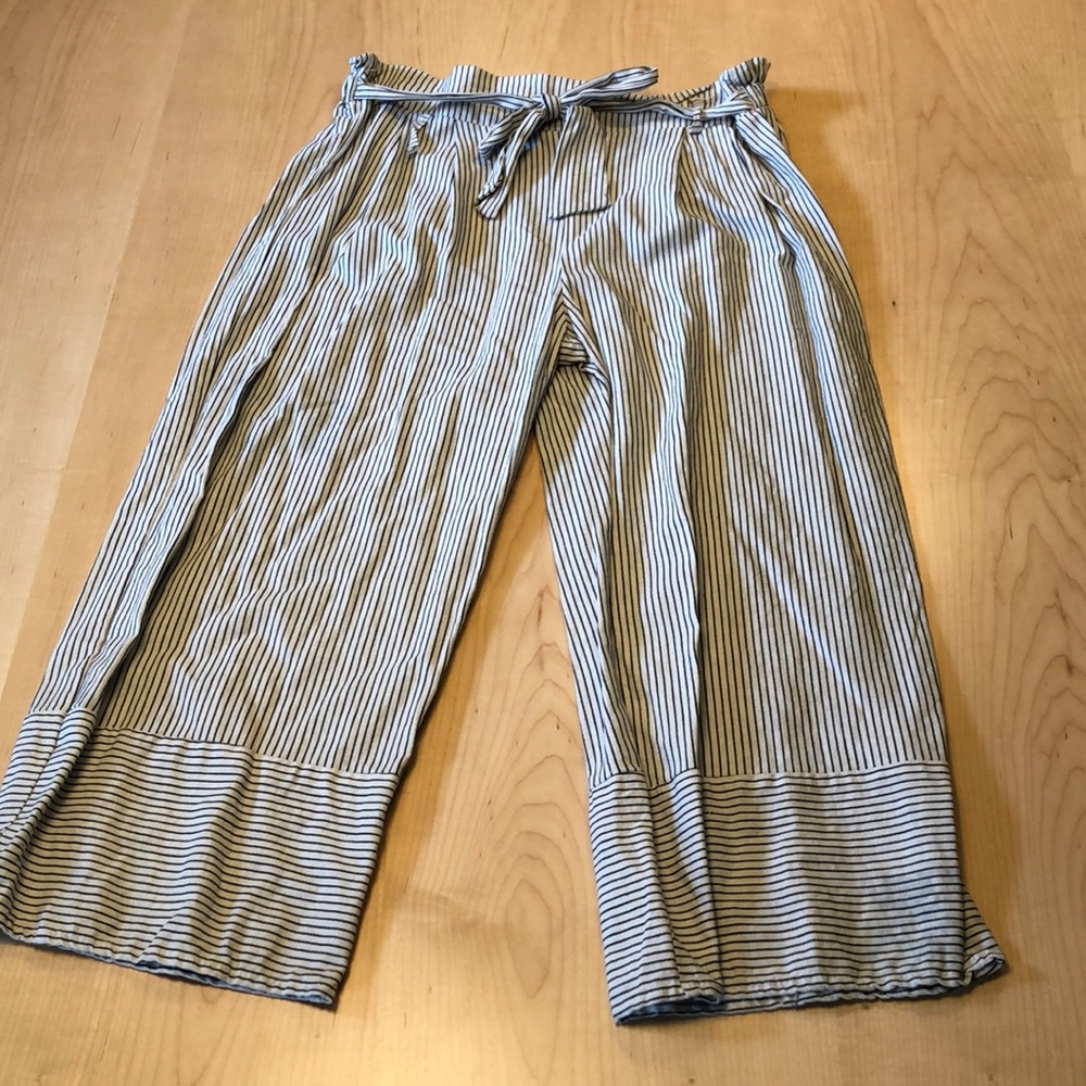 Crop Wide Leg Pant